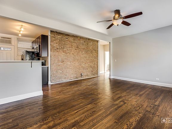 3rd image of 4401-4407 N Mozart St #2822-2