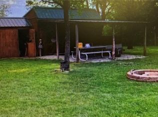 798 W Sugar Lake Dr, Mound City, KS 66056