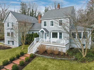 10 Lake Street, Setauket, NY, 11733