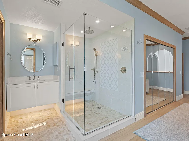 3553 Washington Ave S #7 — Photo 56