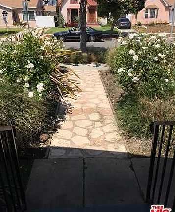 4th image of 3818 W 58th Pl