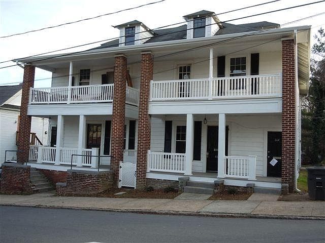 Great front porch!