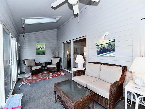4th image of 8210 Furlong Cir
