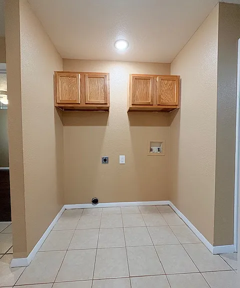 Country Place Apartments — Photo 9