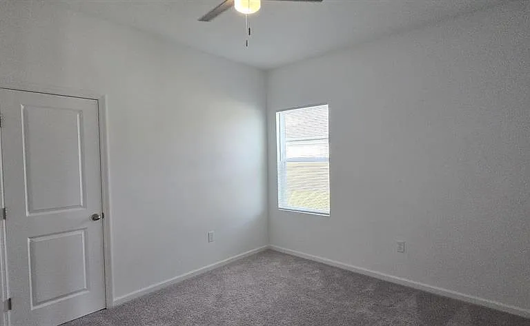 474 Hennepin Loop — Photo 27