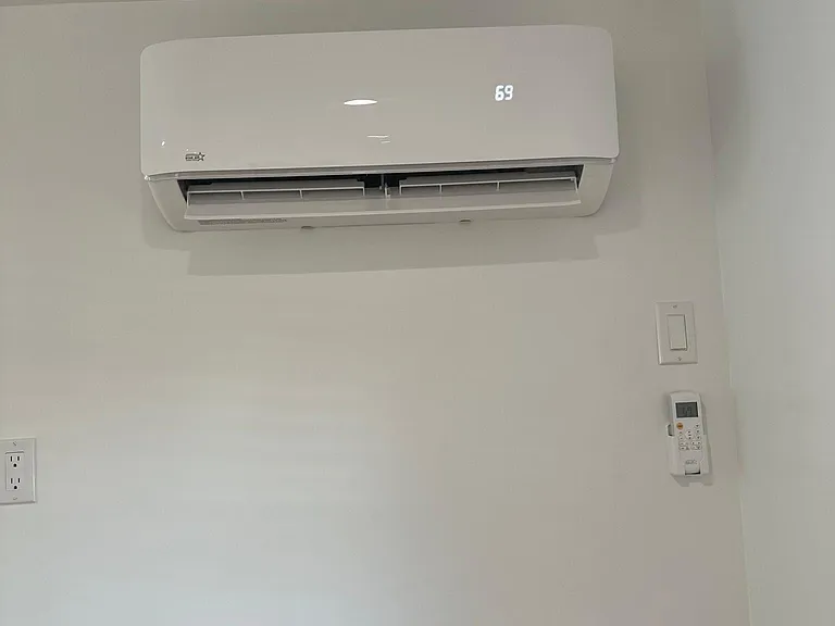 New Split air
Heat and Air