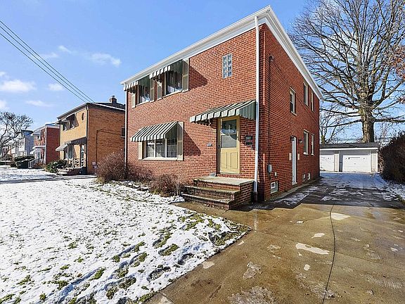 5th image of 3500 W 210th St