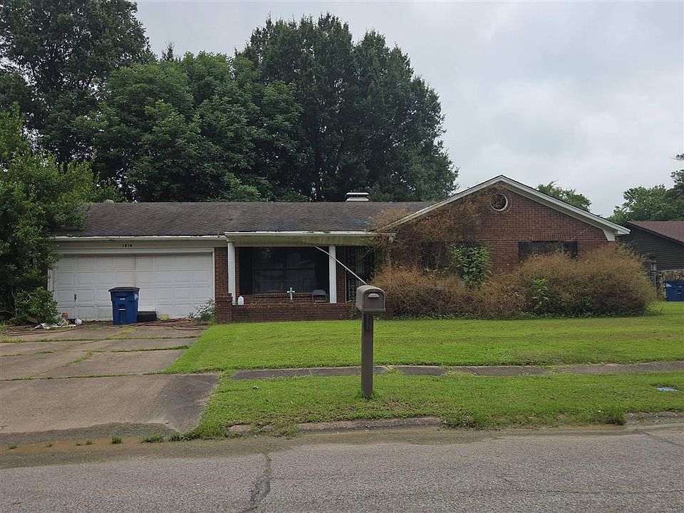 1st image of 1014 Roselawn Cir