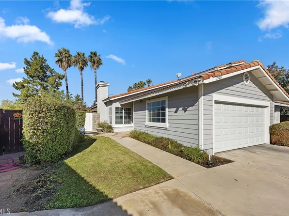 19051 Pemberton Pl, Riverside, CA 92508