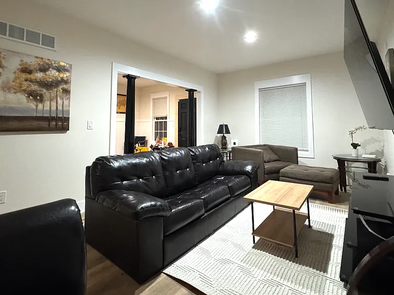 220 W Buena Vis — Photo 5