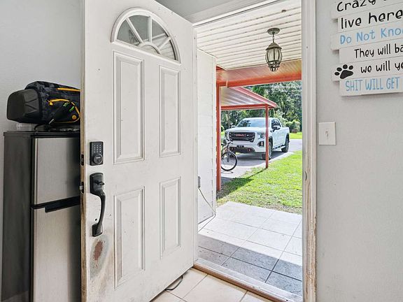 5th image of 366 SE Emerson Ct