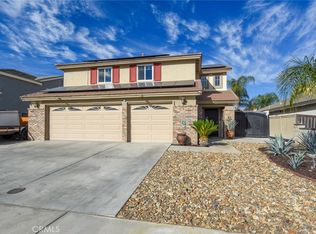4210 Hollyvale Ln, Hemet, CA 92545