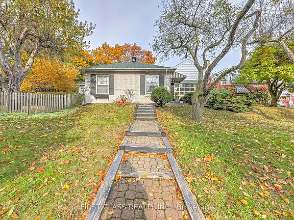 4th image of 26 York Rd