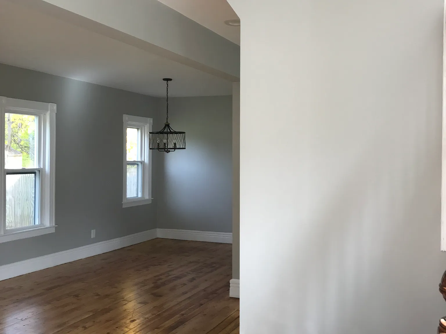 3 bed, 1.5 bath, 1400 sqft, $1,900 — Photo 3