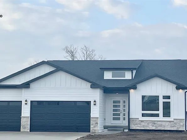 830 NW Prairie Rose Ln, Waukee, IA 50263