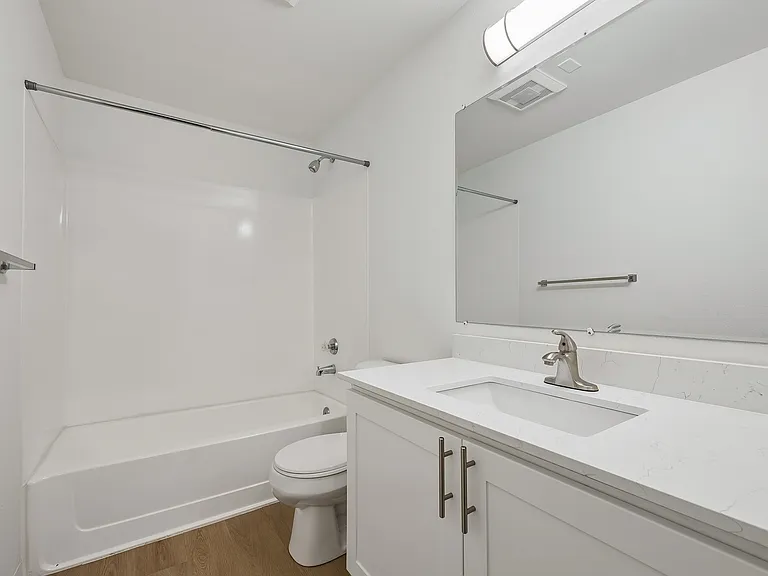 ReNew Waterview — Photo 10