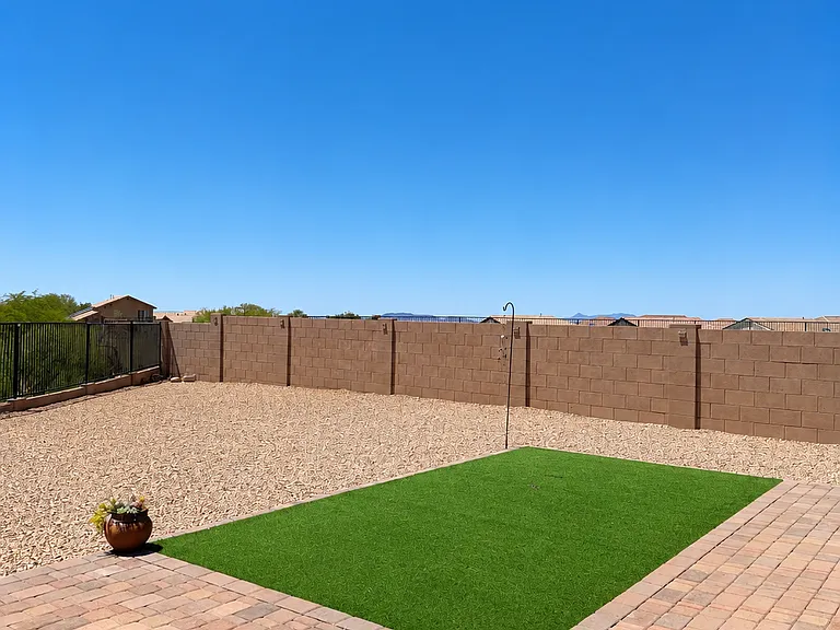 477 W Aberdeen Pl — Photo 15