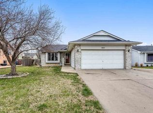 1815 S Cranbrook Ave, Wichita, KS 67207