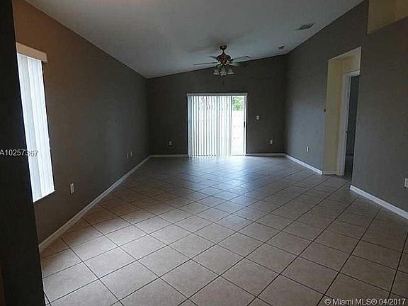 4th image of 4577 SW 134th Ave