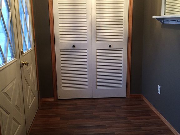 2nd image of 618 Jeffrey Ct