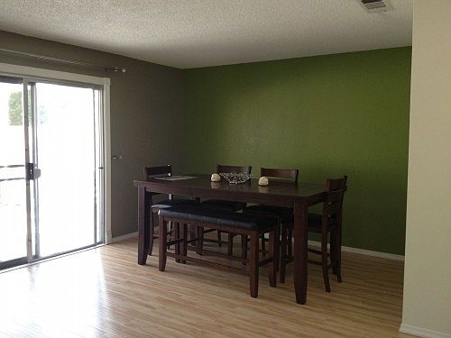 3rd image of 5065 Cambridge Ave