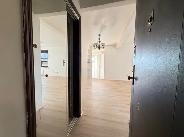 75-08 Bell Boulevard image 7 of 23