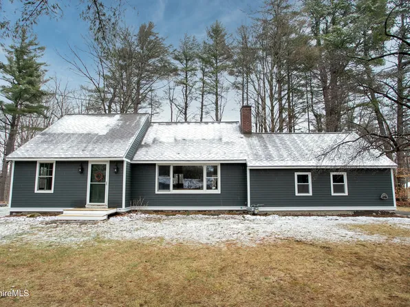 9 Sullivan Ln, Lenox, MA 01240