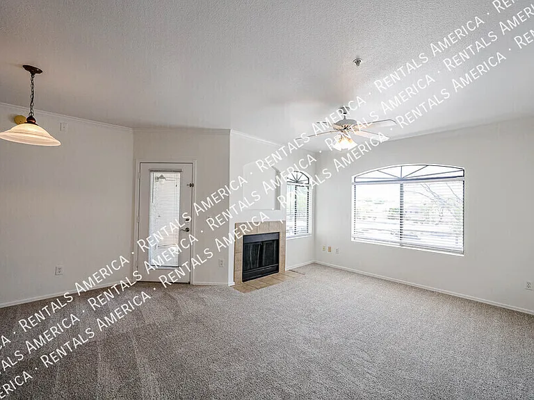 15095 N Thompson Peak Pkwy #2119 — Photo 4
