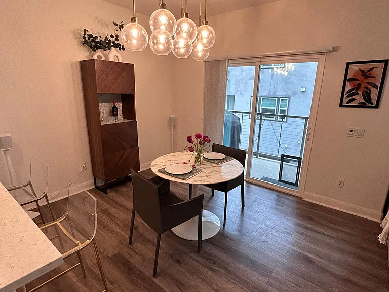 582 E Imperial Ave — Photo 2
