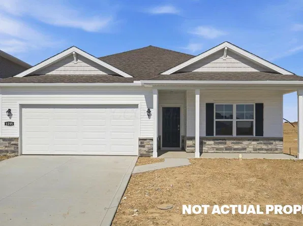254 Vine Grove Dr, Circleville, OH 43113