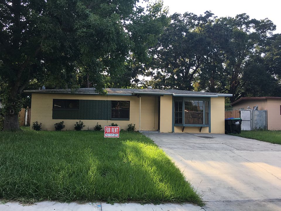 Main Photo front of house