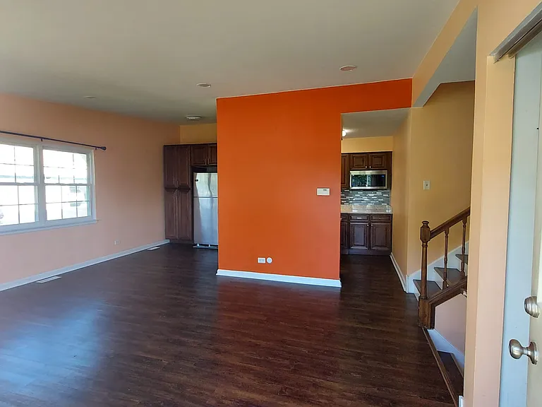 330 Plumwood Ln — Photo 5
