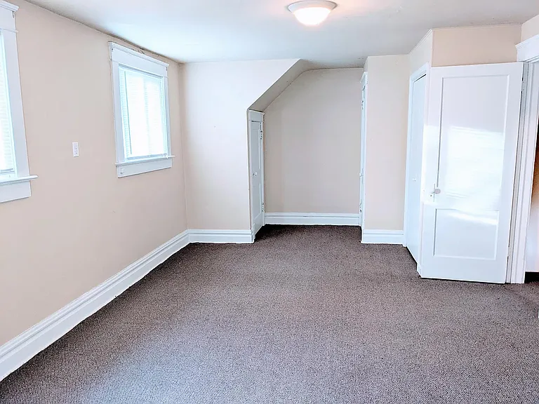 2208 Highland Ave — Photo 12