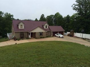 29 Colt Rdg, Spencer, WV 25276