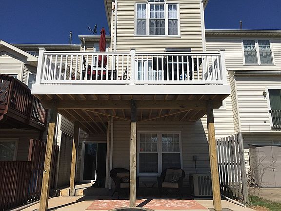2nd image of 419 Deerhill Cir