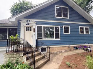 36 Medinah Ave, Fox Lake, IL 60020