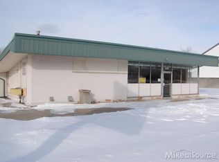 16951 E 12 Mile Rd, Roseville, MI 48066
