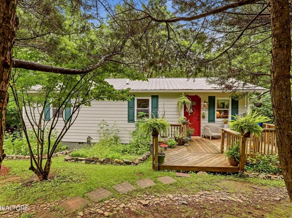 1220 Highway 25 #70, Dandridge, TN 37725