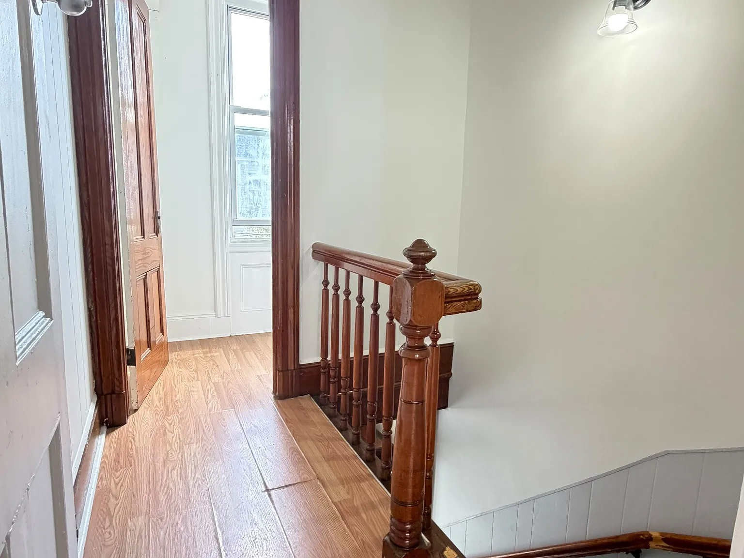 4 bed, 1100 sqft, $3,050 — Photo 3