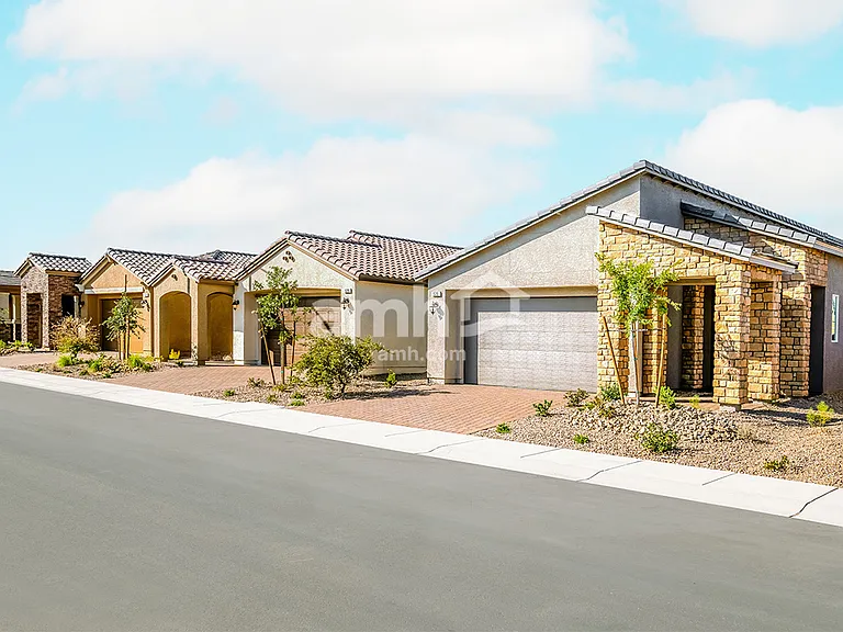 870 English Primrose St — Photo 23