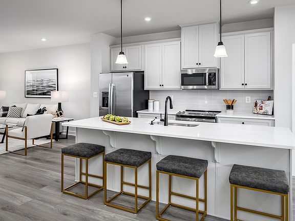 Strauss 4 Story Waterfront