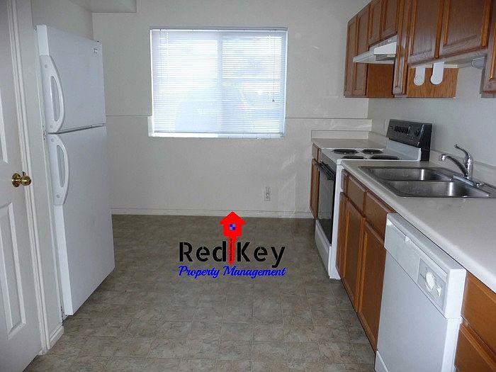 Elton Park Apartments 375 E Cedar St Tooele UT Zillow