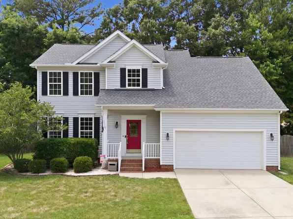 107 Gratiot Dr, Morrisville, NC 27560