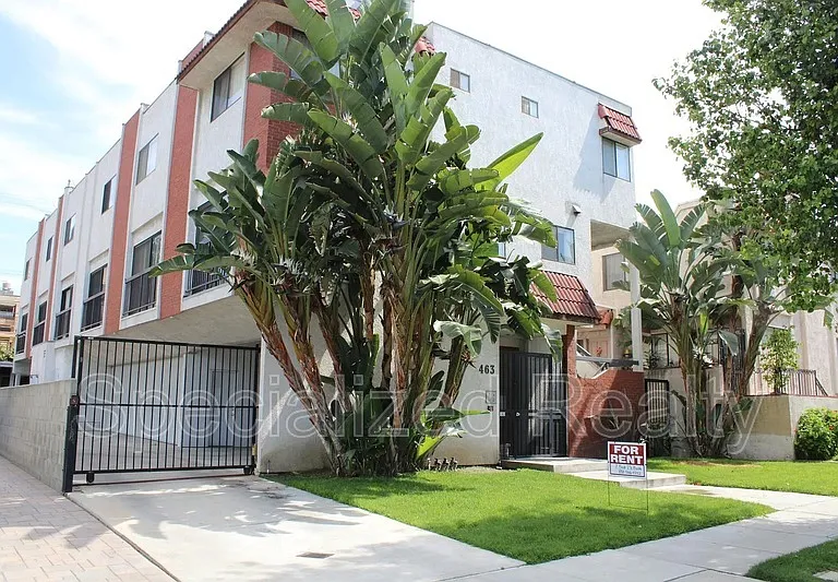 463 W Wilson Ave #6 — Photo 1