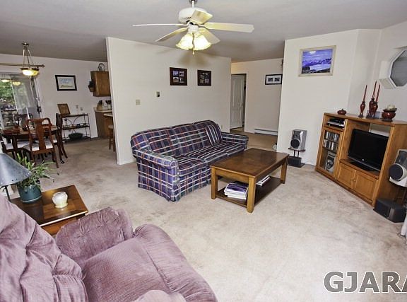 5th image of 205 Park Dr