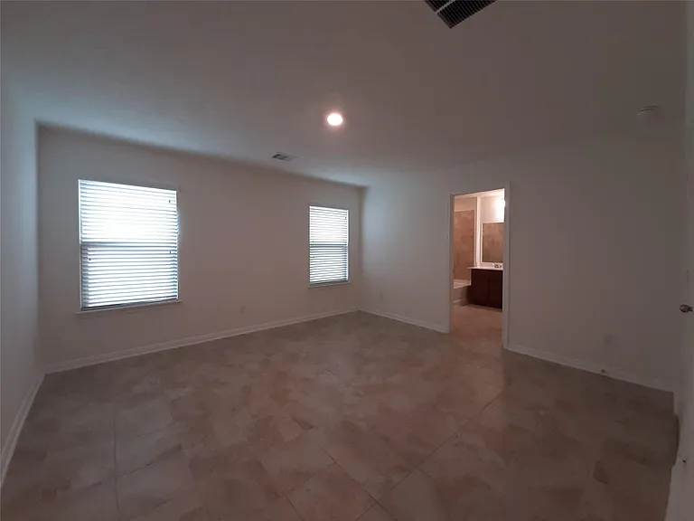 4834 Lucky Fawn Ln — Photo 9