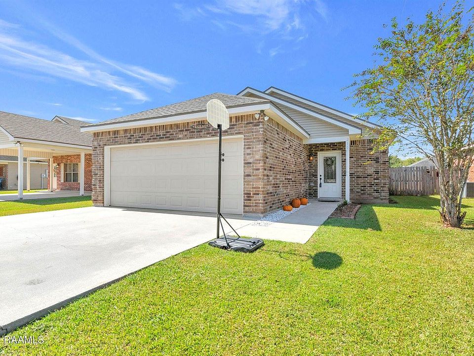 1st image of 210 Sunflower Estates Ln