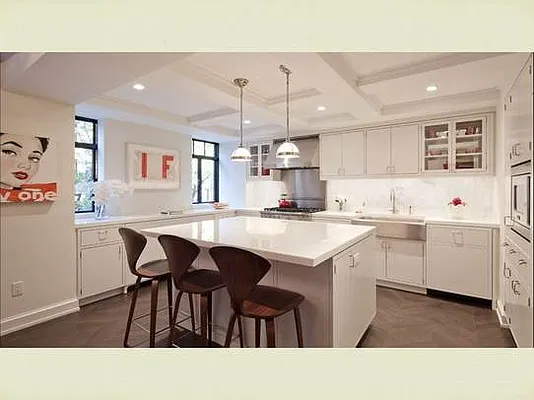 Sold by Stribling | media 13