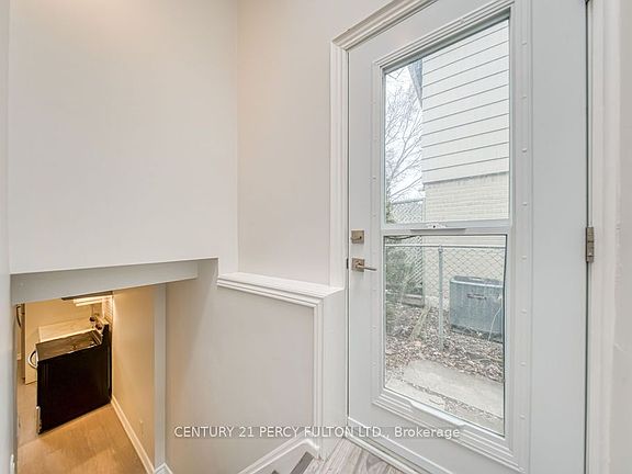 3rd image of 871 Liverpool Rd