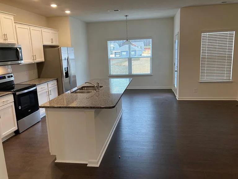 6687 Wildlife Cir — Photo 5